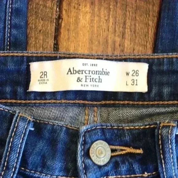 💙Abercrombie & Fitch | Skinny Jeans with Distressing, Medium Wash - Picture 2 of 6